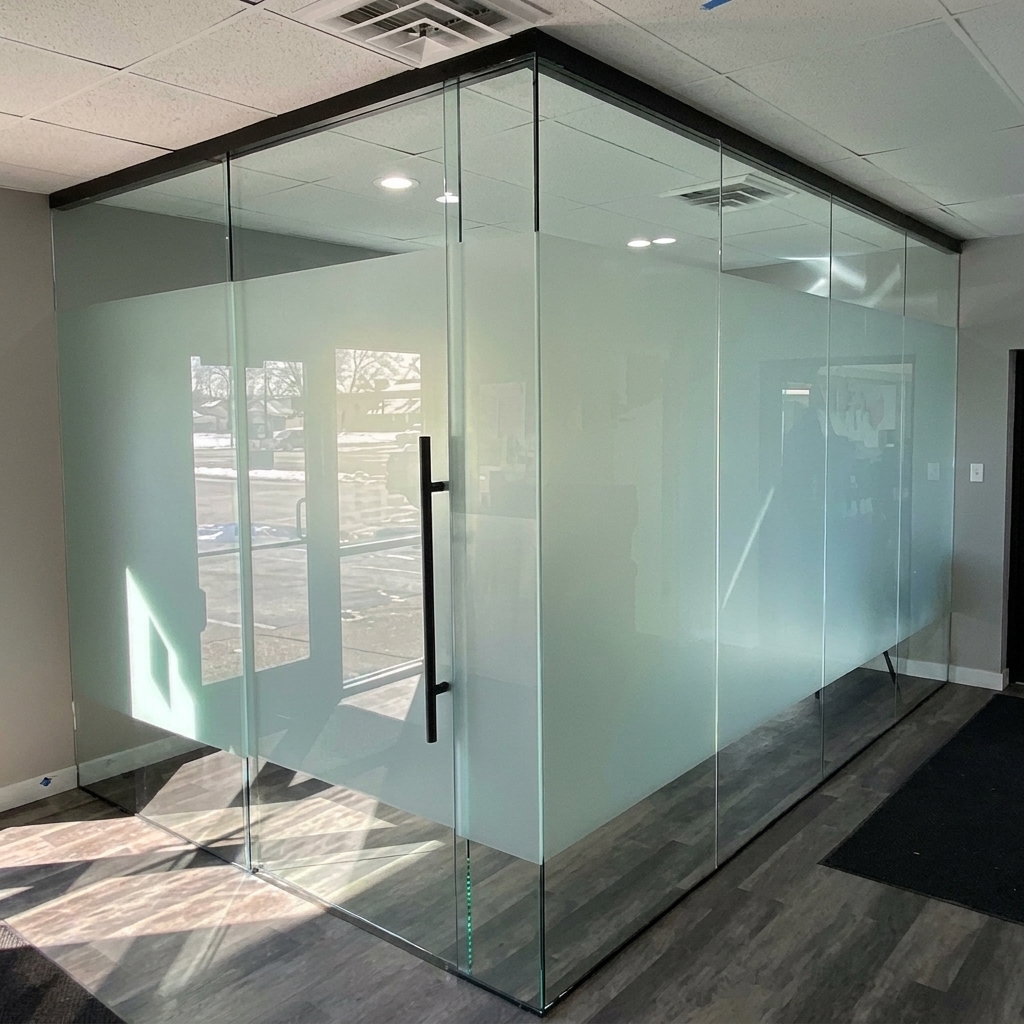 Glass_Walls_with_Privacy_Film.jpeg_202606081114